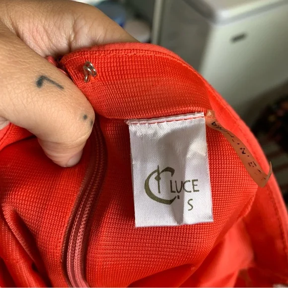 CLUSE CORAL RUFFLE STRAPLESS MINI DRESS S - Picture 2 of 9